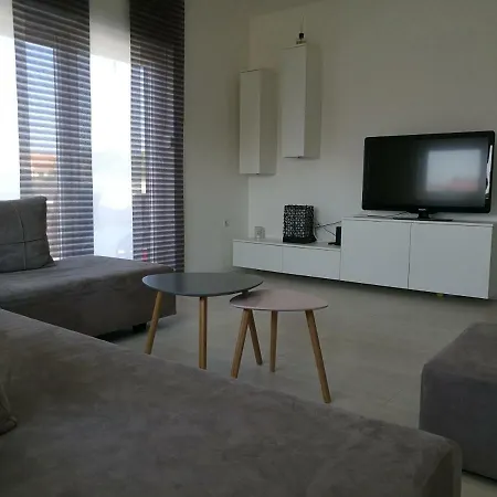 Apartment Apartman Tina Fazana